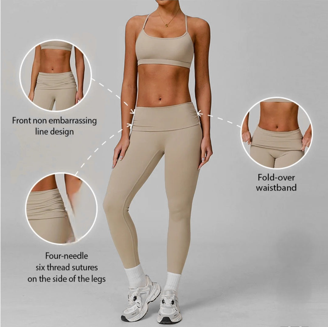 Beige leggings with features highlighted